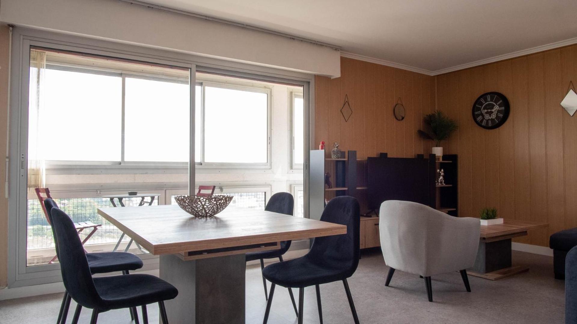 Le Provencal - Vue Paronomique Sur Poitiers Apartment Exterior photo